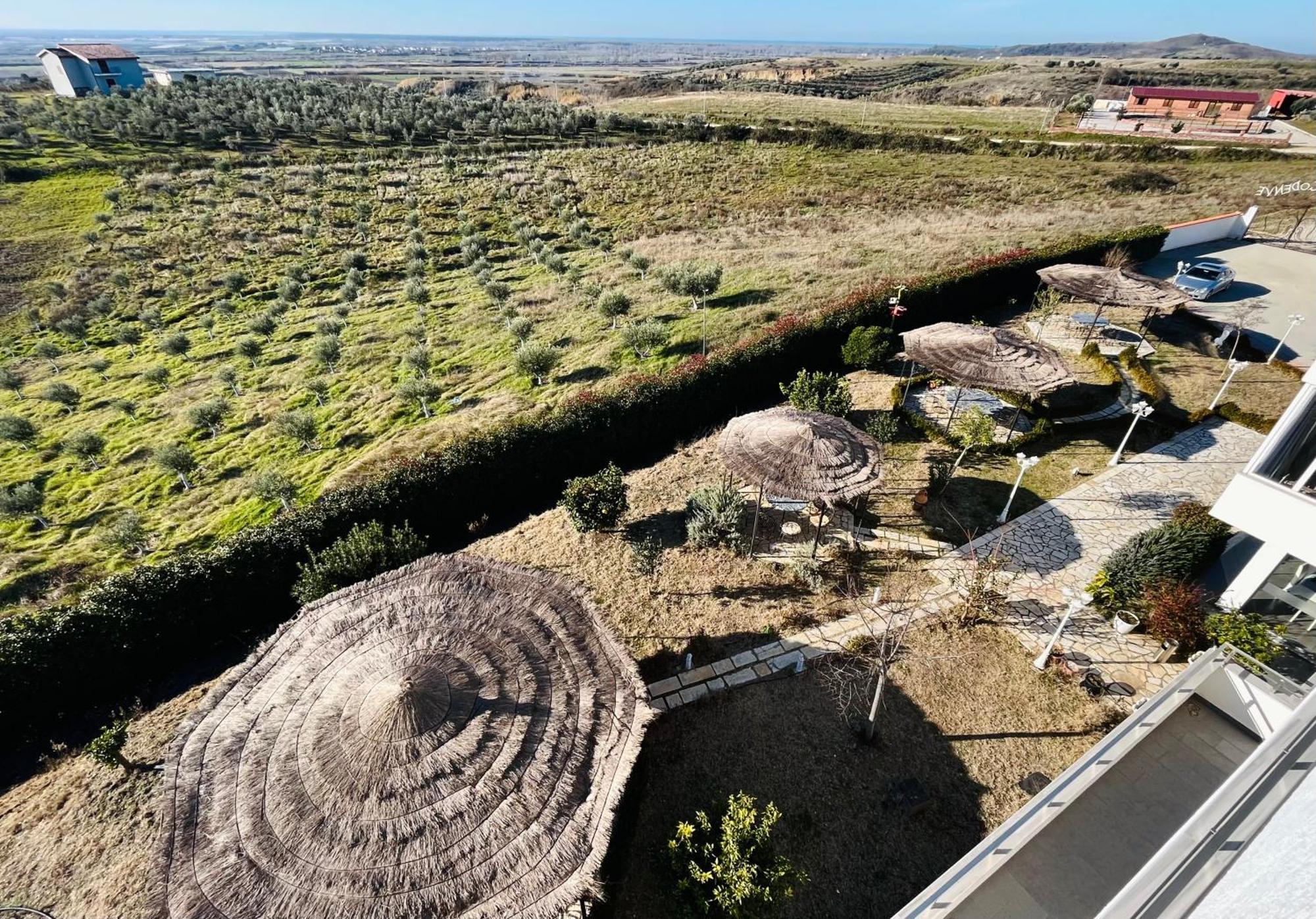 Отель Kodra E Godenve Vile-Ballaj Экстерьер фото